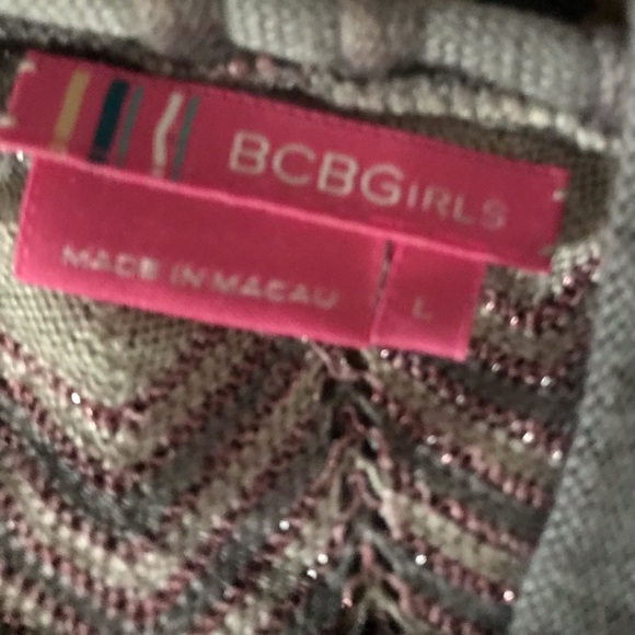 BCBGirls large grey & pink chevron stripe metallic threaded knit racerback - Picture 3 of 6